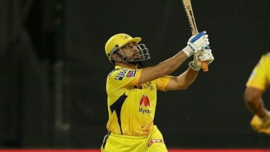 MS Dhoni Takes Chennai Super Kings to Playoff With Humongous Six Against SRH in IPL 2021, Fans Remember His Maximum Against Sri Lanka in CWC 2011 Finals (Watch Video)
