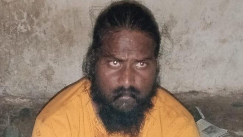 Karnataka Shocker: Married Man Stabs Lover Multiple Times in Moving Bus in Belagavi for Informing His Wife About Their Love Affair