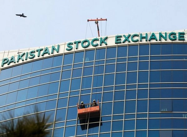 World News | PSX Reverts to Old Trading System After Chinese Trading System Encountered Serious Technical Glitches