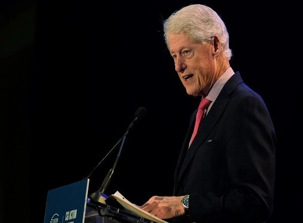 World News | Biden Speaks with Clinton, Wishes Him Speedy Recovery