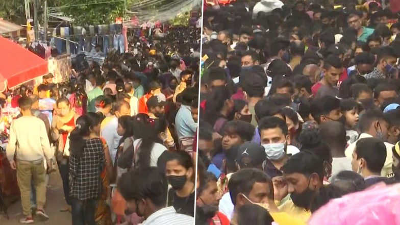 Diwali 2021: Shoppers Throng to Sarojini Nagar Market In Delhi Ahead of The Festival of Lights (See Pics)