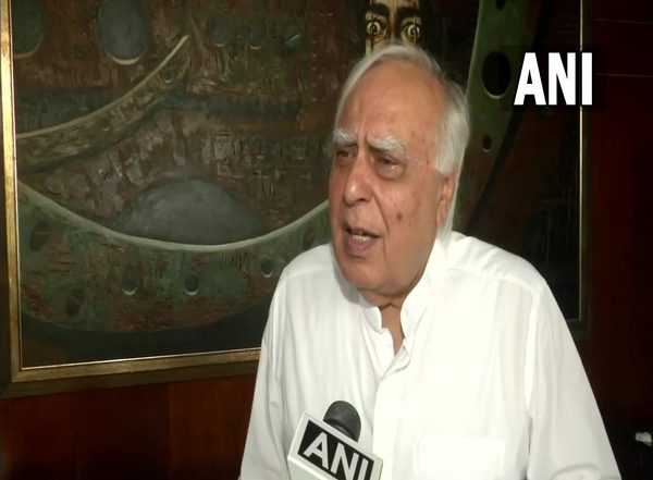 Kapil Sibal Demands Judicial Inquiry into Lakhimpur Kheri Incident