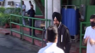 India News | Rahul, Priyanka, Other Congress Leaders Reach Party HQ for Meeting with Sonia Gandhi over 2022 Assembly Polls