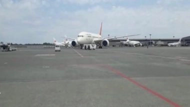 World News | India-UK Travel Restrictions Row to End Soon, Hopes MEA