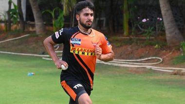 Jammu and Kashmir's Umran Malik Bowls Fastest Delivery in IPL 2021 by an Indian Pacer (Watch Video)