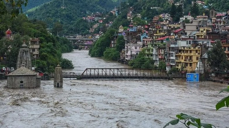 What Caused Devastating Rains in Uttarakhand, Kerala at This Time of Year?