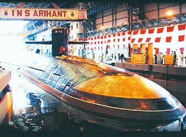 Indian Navy To Build and Operate Mix of Nuclear, Conventional Submarine Fleet