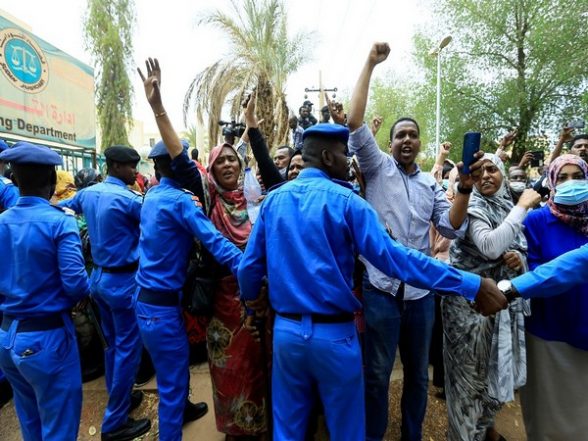 World News | US, UK Condemn Military Coup in Sudan, Vow to Back Democratic Civilian Govt - Vimarsana News
