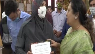 India News | MoS Darshana Jardosh Felicitates Silk Artisans in J-K