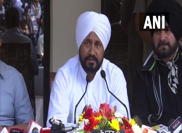 India News | Assembly Session Will Be Convened if Centre Does Not Roll Back Order on Enhanced BSF Jurisdiction: Punjab CM