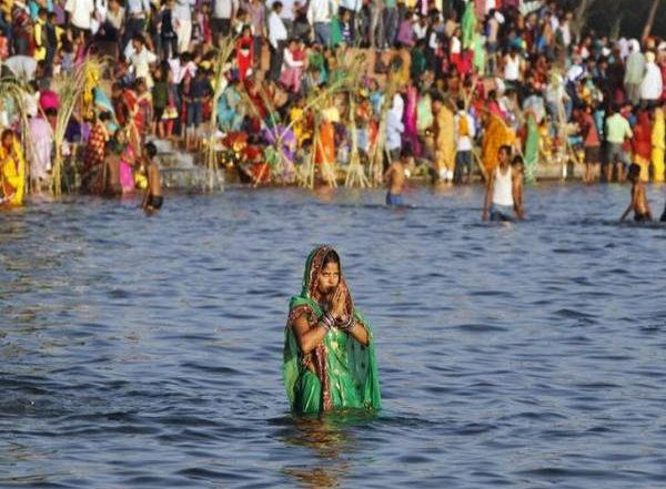 Delhi CM Arvind Kejriwal Allows Chhath Puja Celebration 'Under Election Pressure', Says Manoj Tiwari
