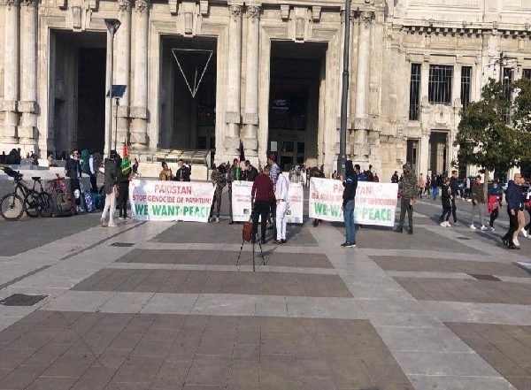 World News | Italy: Afghan Community Hold Protest Against Pak for Creating Chaos in Afghanistan