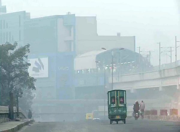 India News | Delhi's Air Quality Index in Moderate Category Today