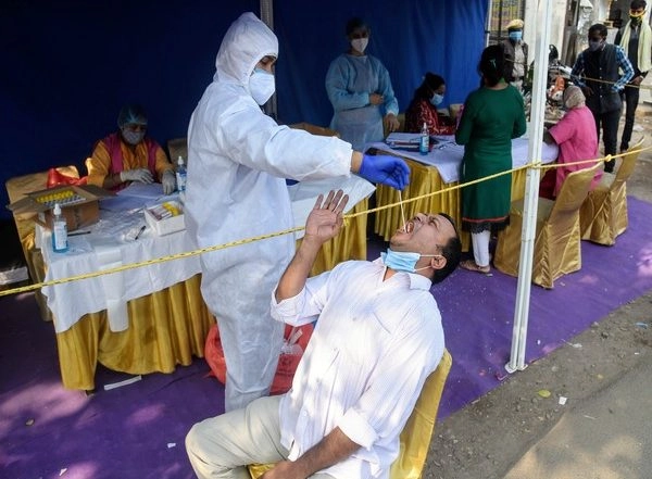 India News | India Reports 18,166 Fresh COVID-19 Infections, Lowest in over 7 Months