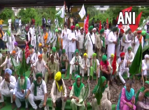 Rail Roko Protest By Farmers: 30 Locations Affected, 8 Trains Regulated in Northern Railway Zone