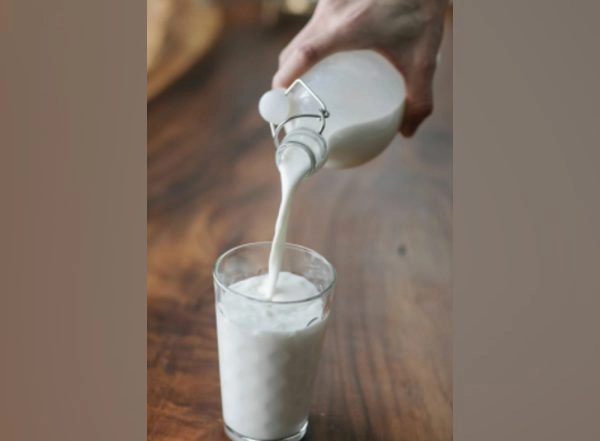 Science News | Scientists Explain Why Warm Milk Can Make People Sleepy