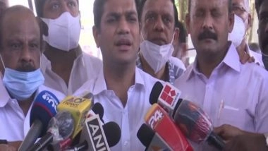India News | Congress Gives 71 Litre of Fuel in Kochi as a Mark of Protest Against Rising Petrol, Diesel Prices