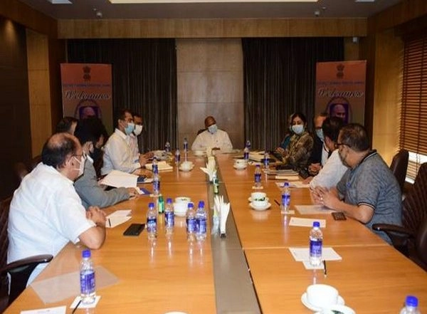 India News | Union Minister RCP Singh Meets Various Delegations on Second Day of Jammu Visit