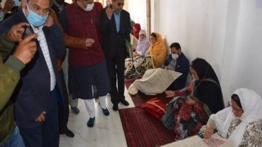 India News | Piyush Goyal Highlights Need to Enhance Tourist Infrastructure in J-K to Attract  Foreign Tourists