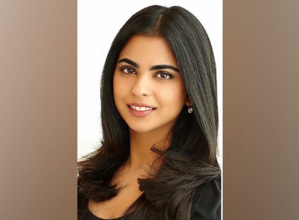 World News | Isha Ambani Appointed to Board of Trustees of Simthsonian's National Museum of Asian Art