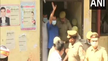 Delhi CM Arvind Kejriwal Appears Before Uttar Pradesh’s Sultanpur Court in Model Code of Conduct Violation Case 2014