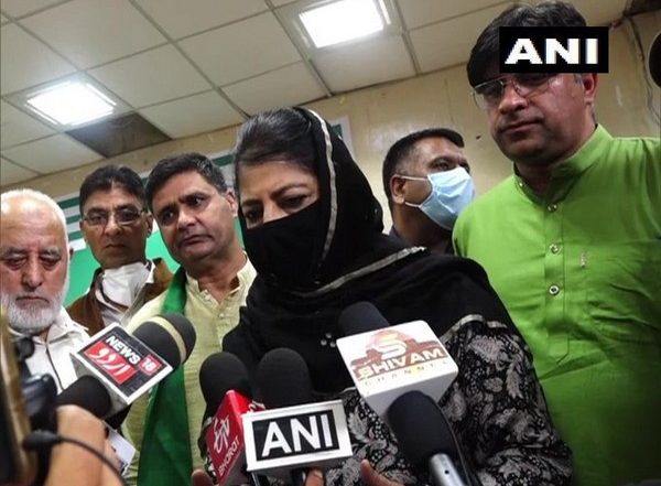 Mehbooba Mufti Slams Centre on Killings in Kashmir, Says ‘Govt Arresting People Without Evidence as a Cover-Up’