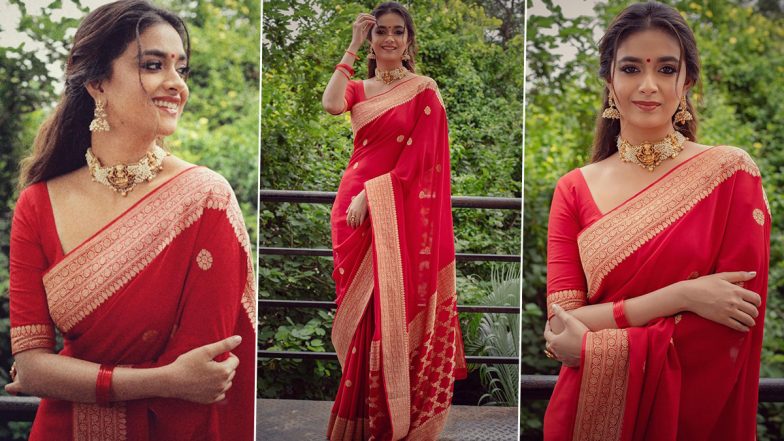 Keerthy Suresh Shows Us How To Look Beautiful This Navratri by Opting for a Red Banarasi Saree! (View Pics)