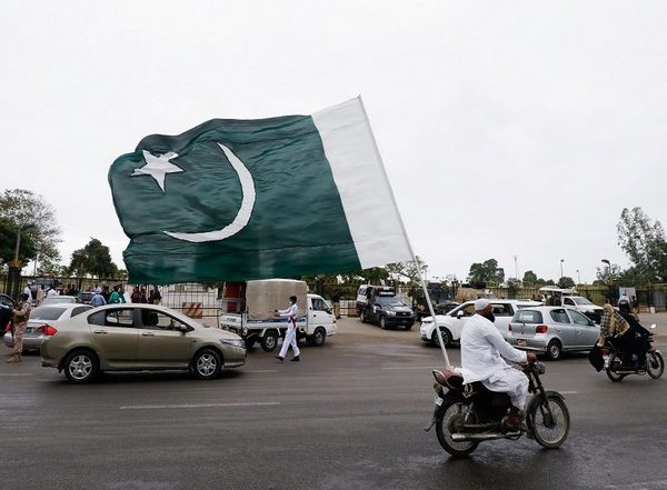 World News | Pakistan Fails to Strike Agreement with IMF Under USD 6 Billion Extended Fund Facility