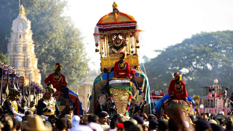 Mysuru Dasara Celebrations 2021 Live Streaming: Watch Live Telecast of Inauguration Function at Chamundi Hill