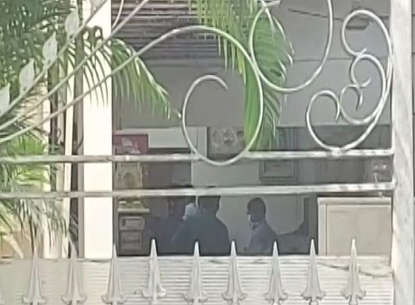 Money Laundering Case: CBI Team Reaches Anil Deshmukh's Residence in Nagpur