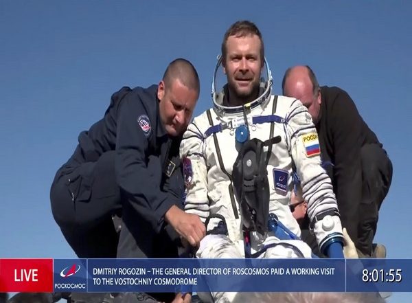 World News | Soyuz Spacecraft with First Feature Film Crew in Space Return to Earth: Roscosmos