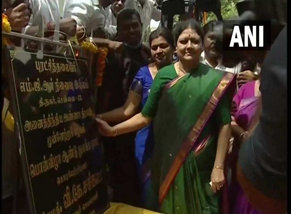 India News | AIADMK Regime Must Be Brought Back to Power in TN, Says Sasikala