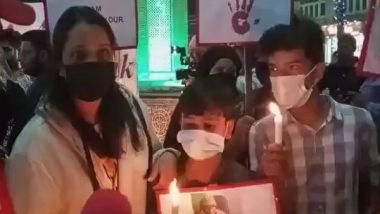 India News | Muslims in Srinagar Express Solidarity with Civilians Killed by Terrorists in J-K