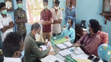 India News | Caught on Camera: Tamil Nadu Teacher Beats Student 'for Skipping Class'