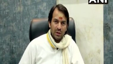 India News | Bihar: RJD Leader Tej Pratap Yadav Calls Colleague Jagdanand Singh 'RSS Agent', Claims Latter Manhandled Him