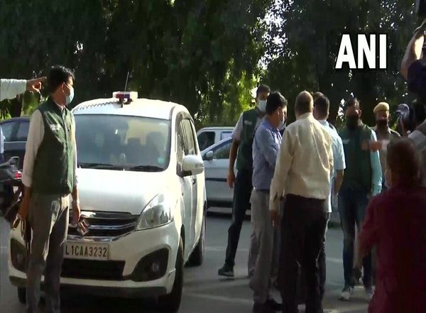 India News | Delhi Court Remands to 14 -days Police Custody of Pakistani Terrorist Held in Delhi