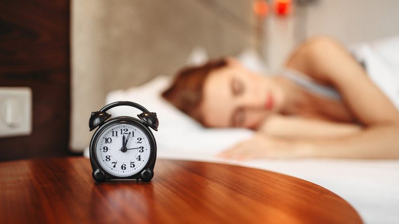 What to do for A Healthy Heart? Going To Bed Between This Golden Hour Might Cut Risk of Cardiovascular Diseases