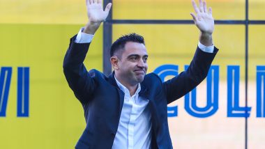 Barcelona Officially Announce Xavi As Their New Manager, Fans Break Into Loud Cheers As Former Player Is Unveiled in Camp Nou (See Pictures and Videos)