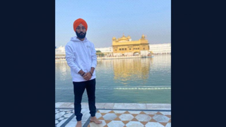 Raunak Singh's NGO Sikh Aid Providing Education Aid to Underprivileged Children