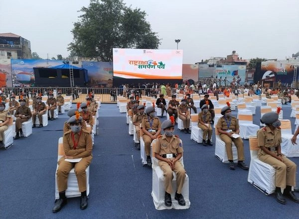 India News | PM Modi to Interact with 33 Newly Joined Girl Students from Sainik Schools in Jhansi