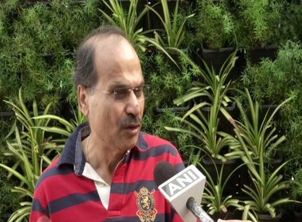 India News | Adhir Ranjan Chowdhury Writes to Mamata Banerjee for Increasing Ex Gratia to Kin of Those Who Died of COVID