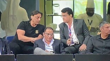 Sourav Ganguly, Shoaib Akhtar Spotted Chatting During NZ vs AUS T20 World Cup 2021 Final in Dubai