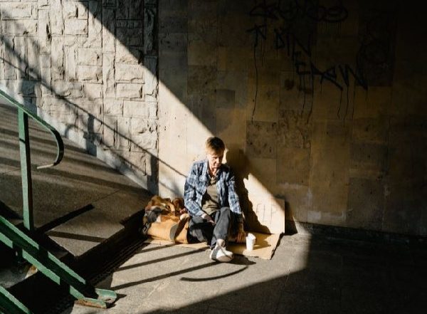 Lifestyle News | Study: Unstable Housing, Homelessness Linked to COVID-19 Re-infection