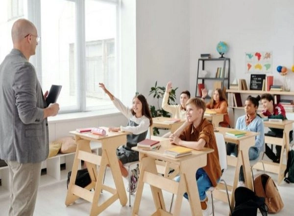 Lifestyle News | Study Explores How School Attendance Data Could Help in Targeting Mental Health Support for Pupils