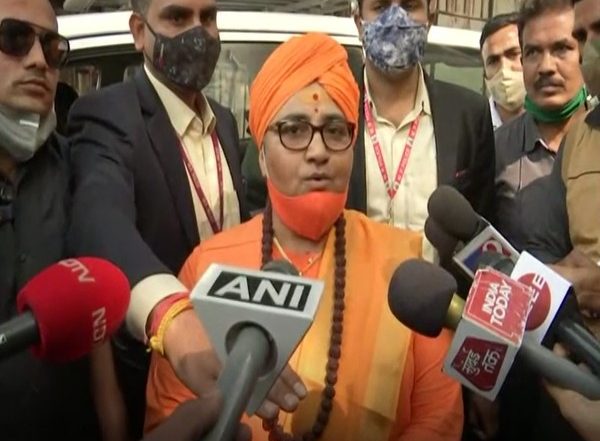 Malegaon Blast Case: BJP MP Sadhvi Pragya to Appear Before Special NIA Court in Mumbai Today