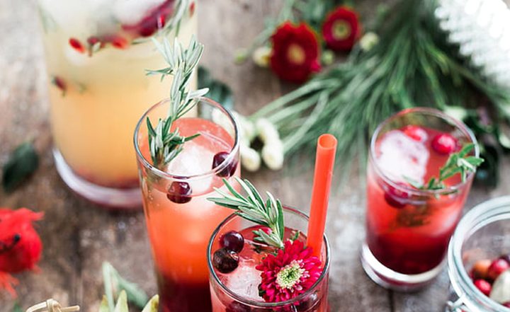Christmas 2021: Four Classic Cocktails To Raise the Spirits This Holiday Season