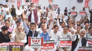 India News | Delhi Congress Stages Protest Demanding Reduction in VAT on Petrol, Diesel