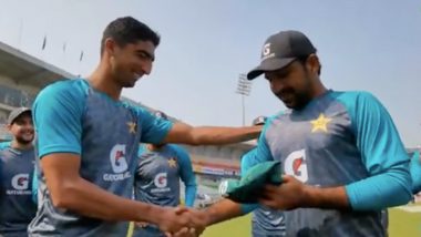 Shahnawaz Dahani Makes Debut for Pakistan, Sarfaraz Ahmed Hands Pacer Maiden Cap at the Start of BAN vs PAK 3rd T20I (Watch Video)