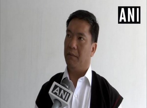 Arunachal Pradesh CM Pema Khandu Reduces VAT on Petrol, Diesel by Rs 10.20 and Rs 15.22 per Litre