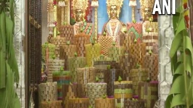 India News | Vadodara: Devotees Offer Prayers at Swaminarayan Temple on First Day of Gujarati New Year